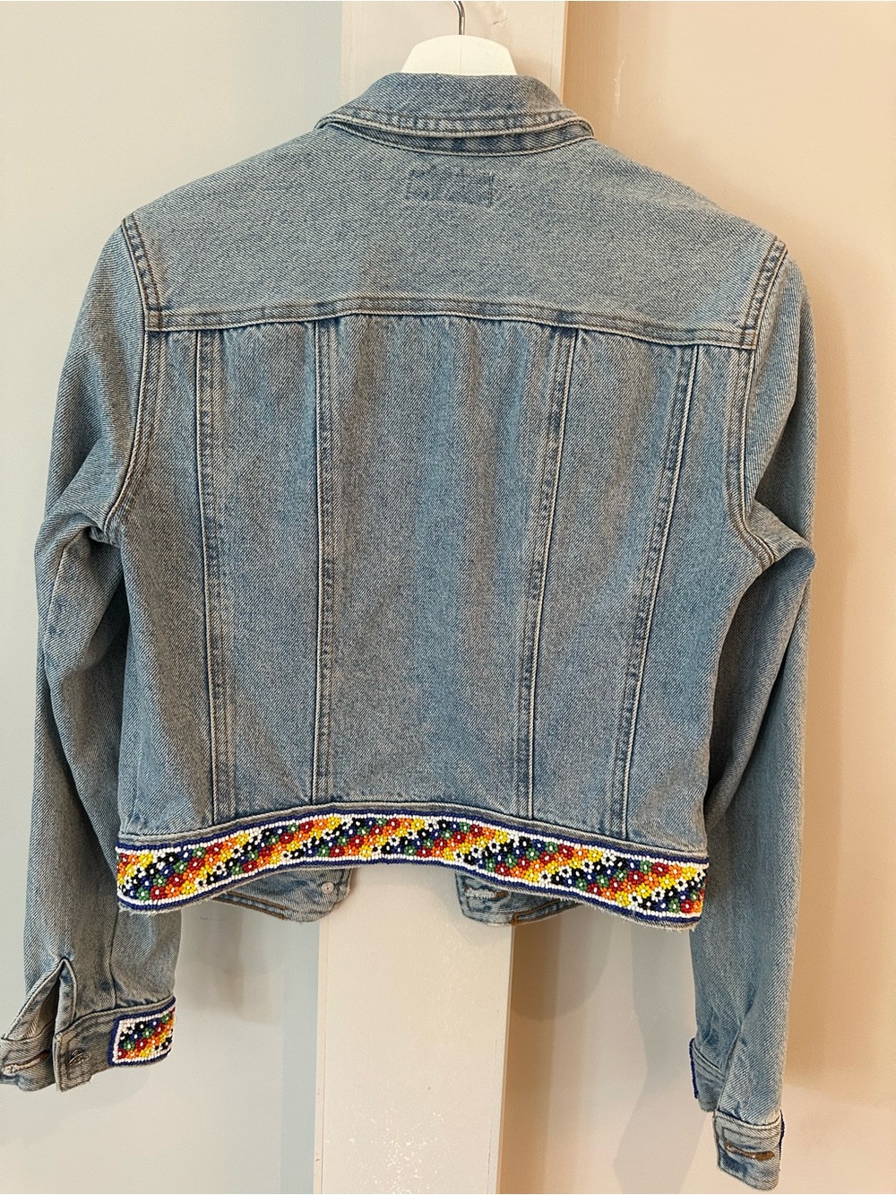 HOLT RENFREW ABS ALLEN SCHWARTZ DENIM JACKET W/FLORAL BEADING WOMENS SZ SMALL - Picture 5 of 9